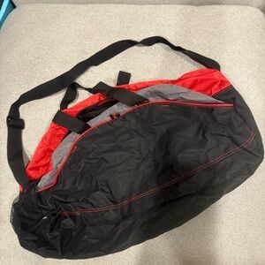 Versatile Black and Red Duffel Bag
